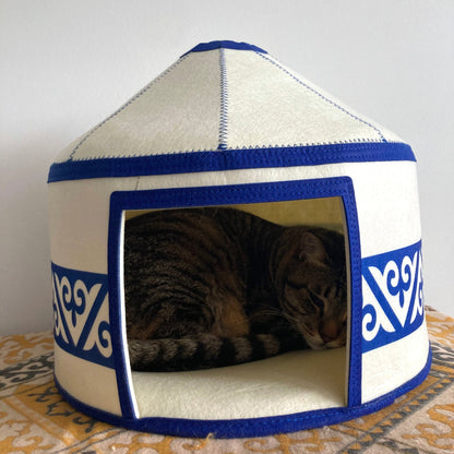 Felt Cat Yurt | Nomadic Cat Central Asian Style Cat Beds and Caves | Steppe-Sky Blue Yurt