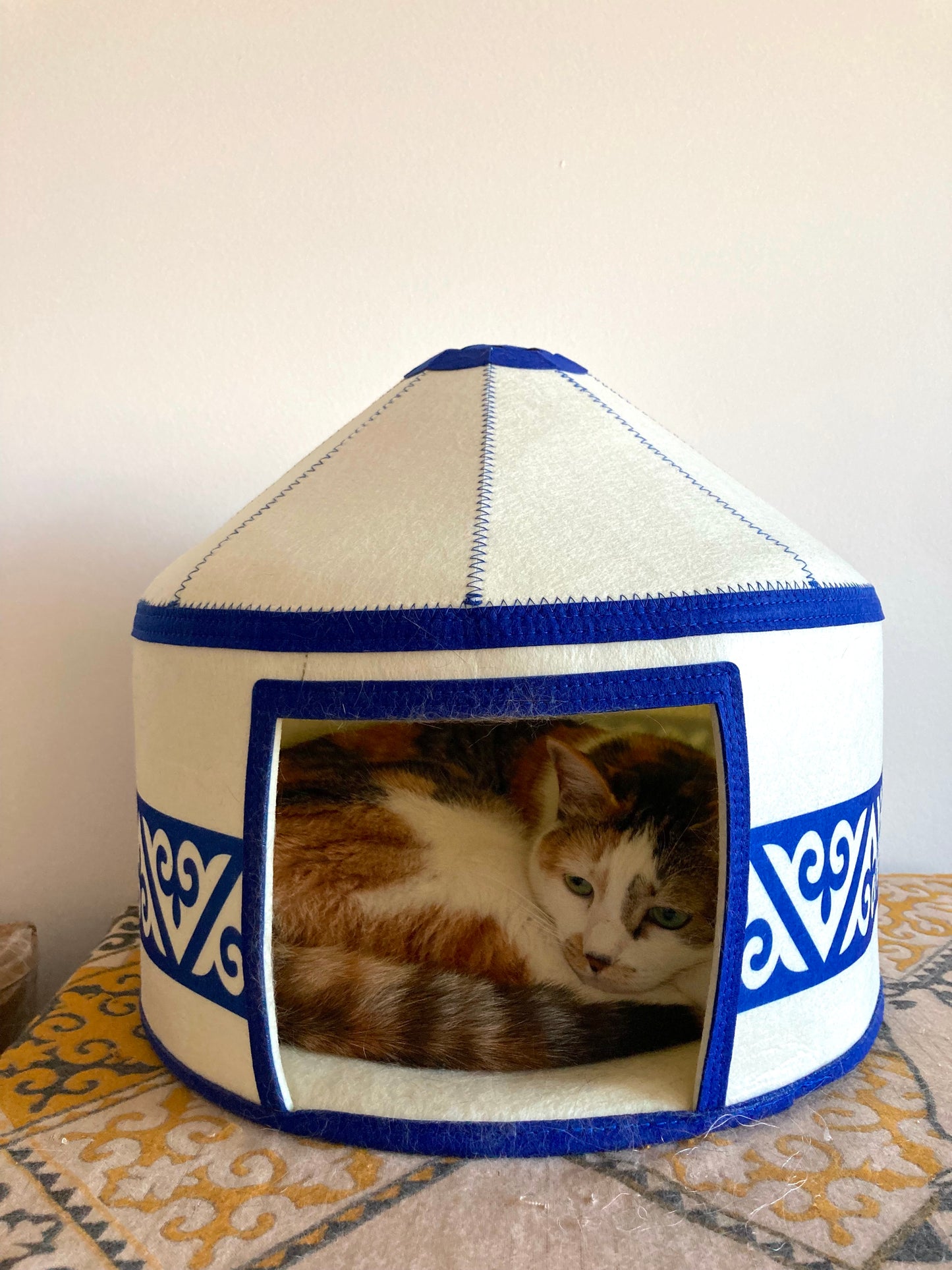 Nomadic Cat Yurts ~ Cozy Felt Yurt for Cats ~ New Blue Design