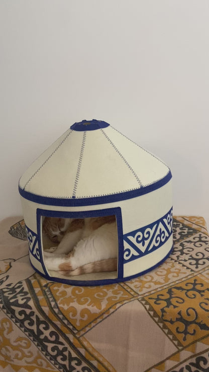 Felt Cat Yurt | Nomadic Cat Central Asian Style Cat Beds and Caves | Steppe-Sky Blue Yurt